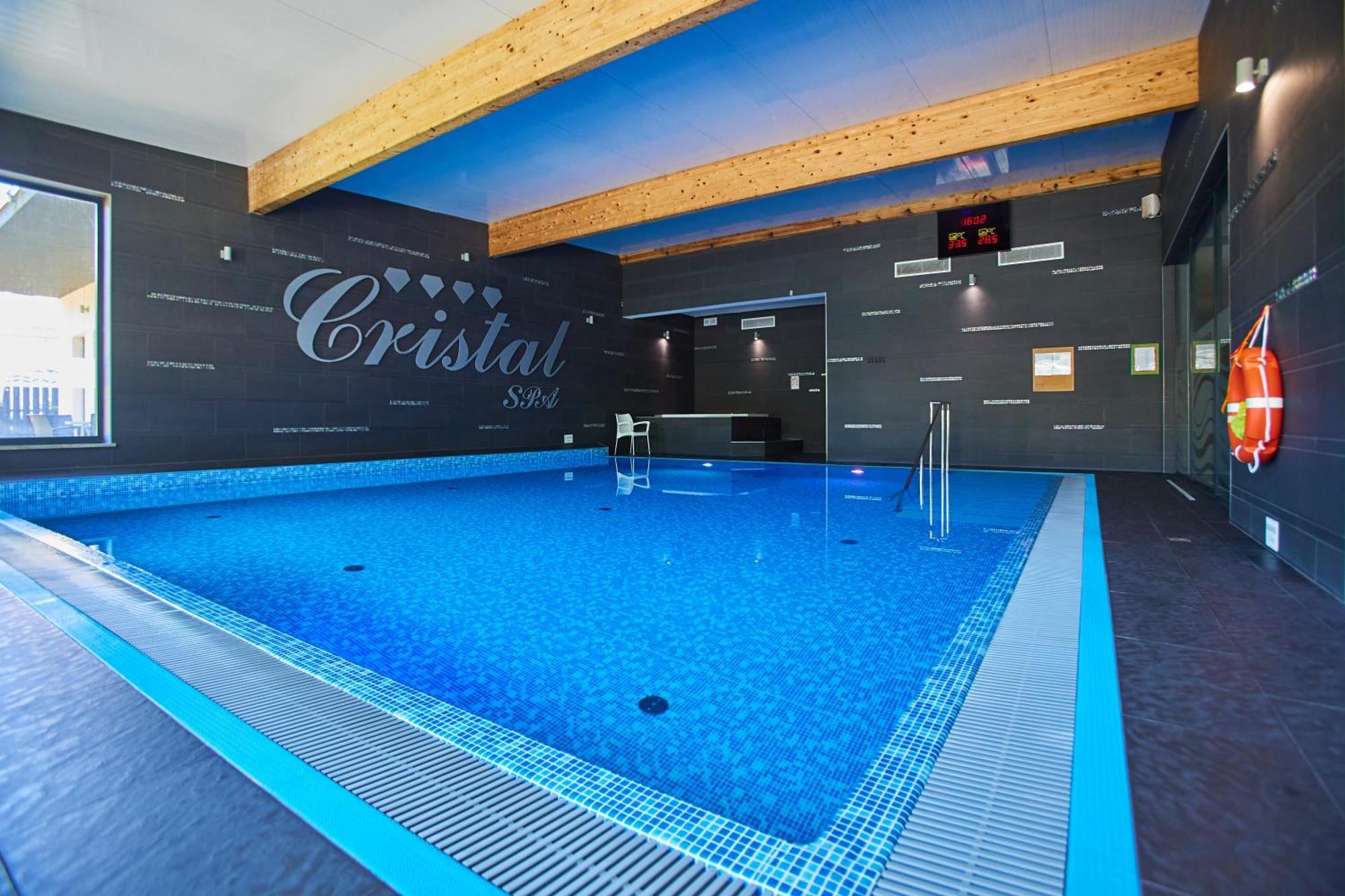 Cristal Resort 3*